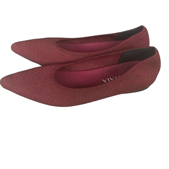 Vivaia Women’s Pointy Toe Ballet Flats In Brand New Condition Size 40 - Picture 3 of 6